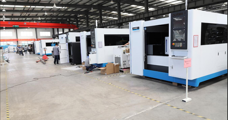 fiber laser cutting machine